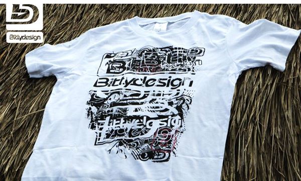 Immagine di Collezione 2015 - BIRTH OF A HERO t-shirt