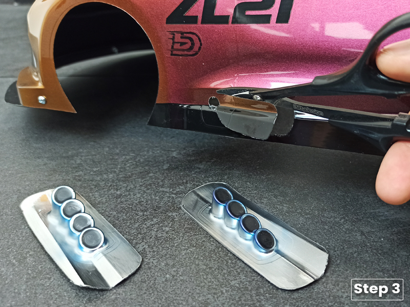 ZL21 - Cut out the hole for the exhausts indicated on the bodywork